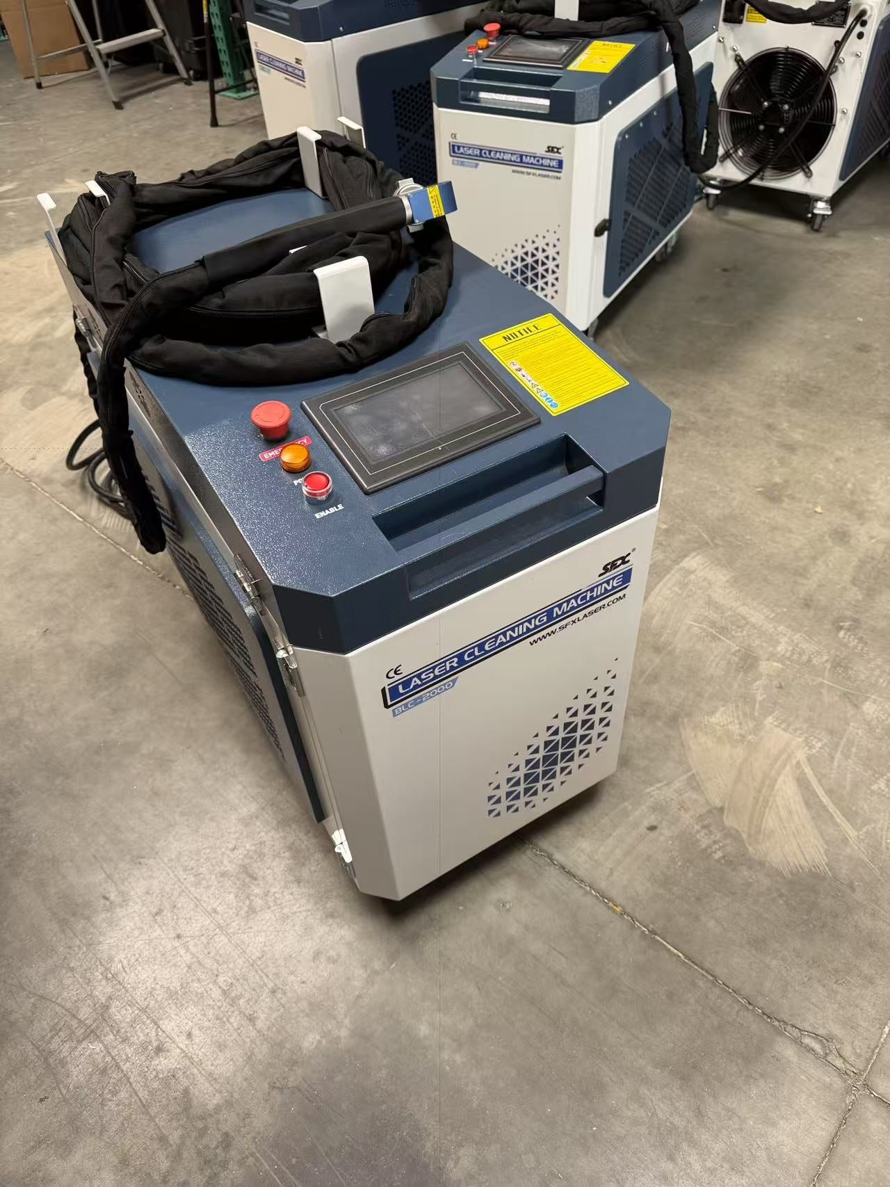 US Stock 90% New SFX Laser Cleaning Machine 2000W Portable Handheld Laser Cleaner 10m for Rust Remover
